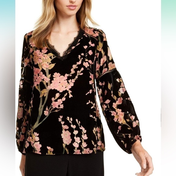 NANETTE LEPORE BLACK VELVET FLORAL BURNOUT LS BLOUSE BELL SLEEVES SIZE XS NWT - Picture 3 of 11
